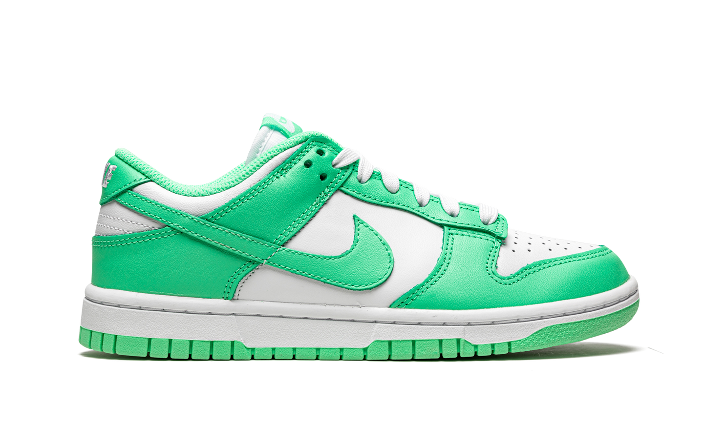 DUNK LOW WMNS "Green Glow"