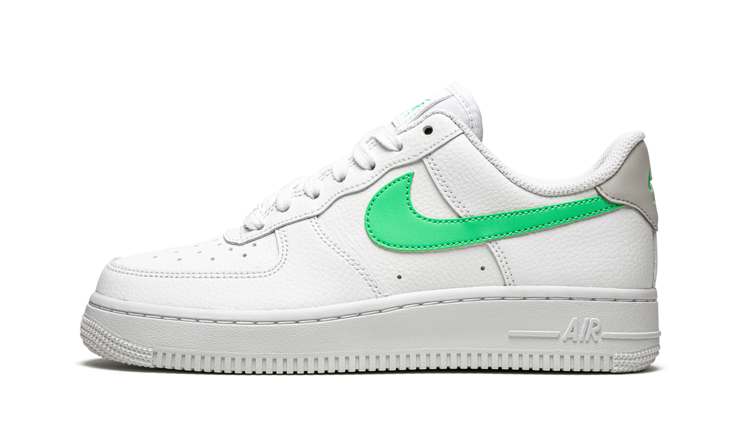 AIR FORCE 1 LO '07 MNS WMNS "White / Green Glow"