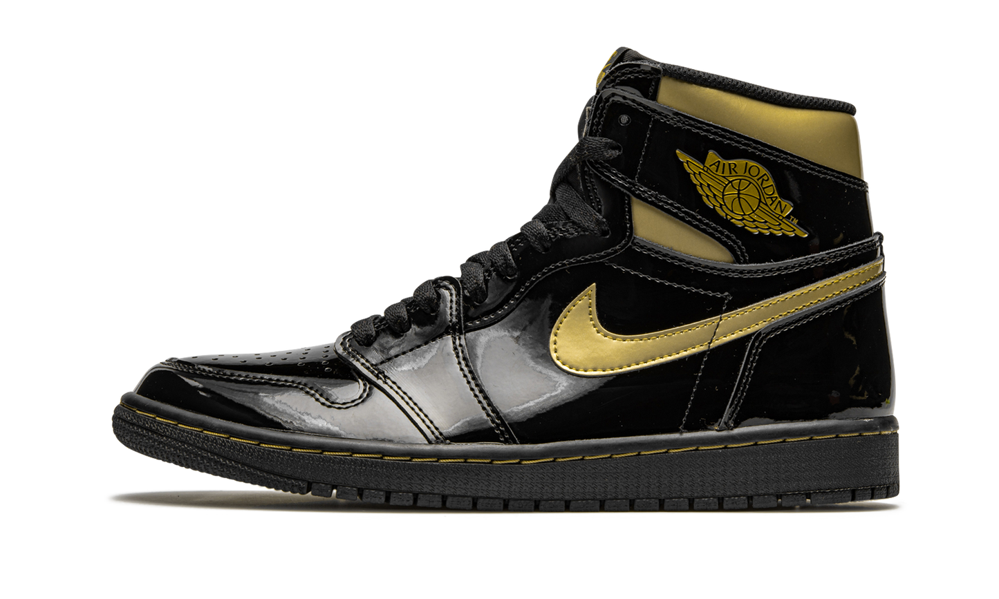 Air Jordan 1 Retro High OG "Black Metallic Gold"