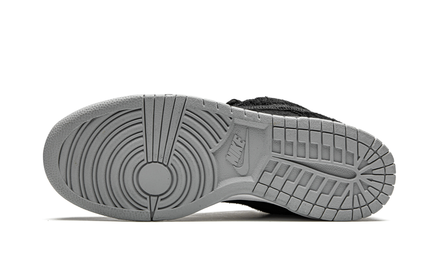 SB Dunk Low "Medicom Toy - BE@RBRICK"