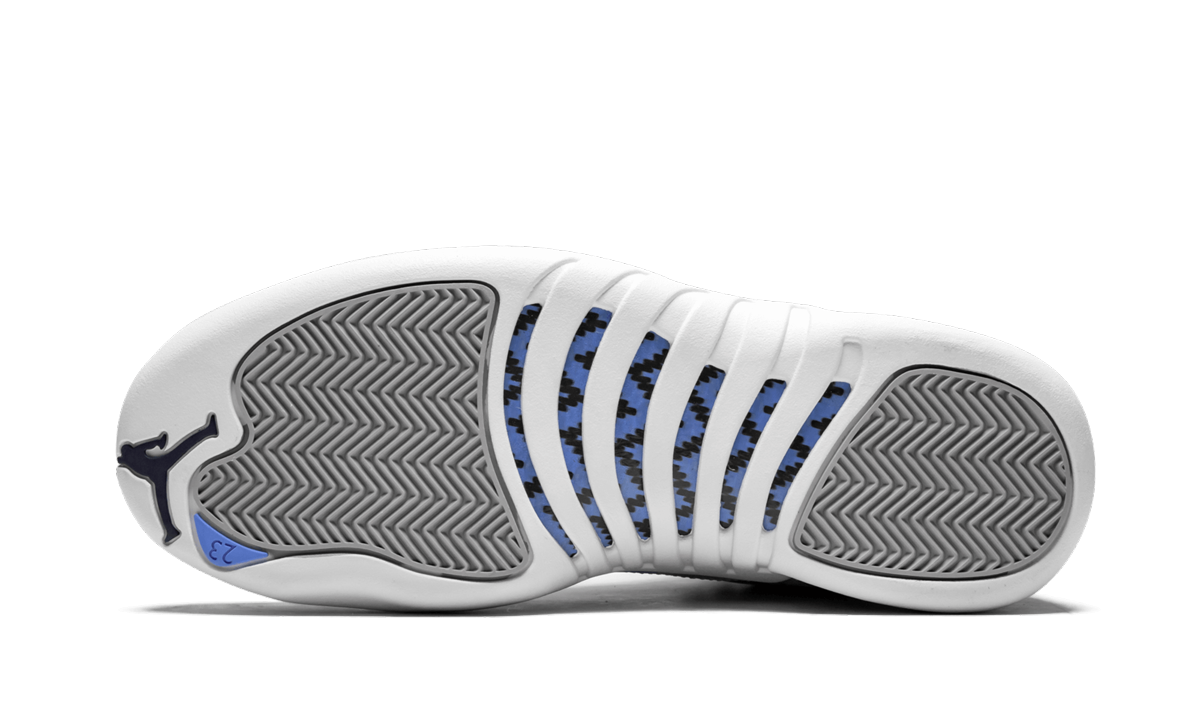 Air Jordan 12 Retro "UNC"