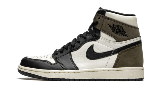 Air Jordan 1 Retro High OG "Dark Mocha"
