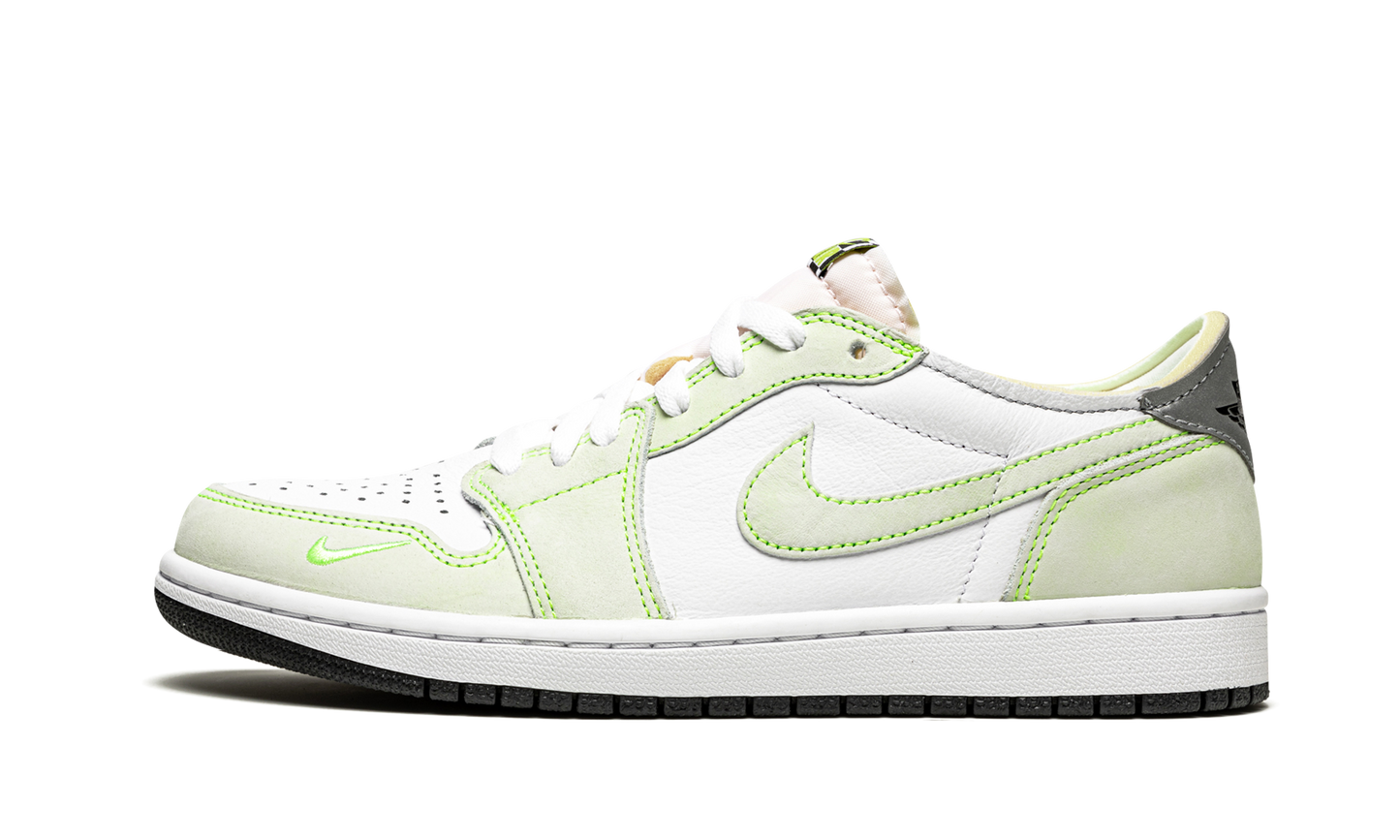 Air Jordan 1 Low OG "Ghost Green"