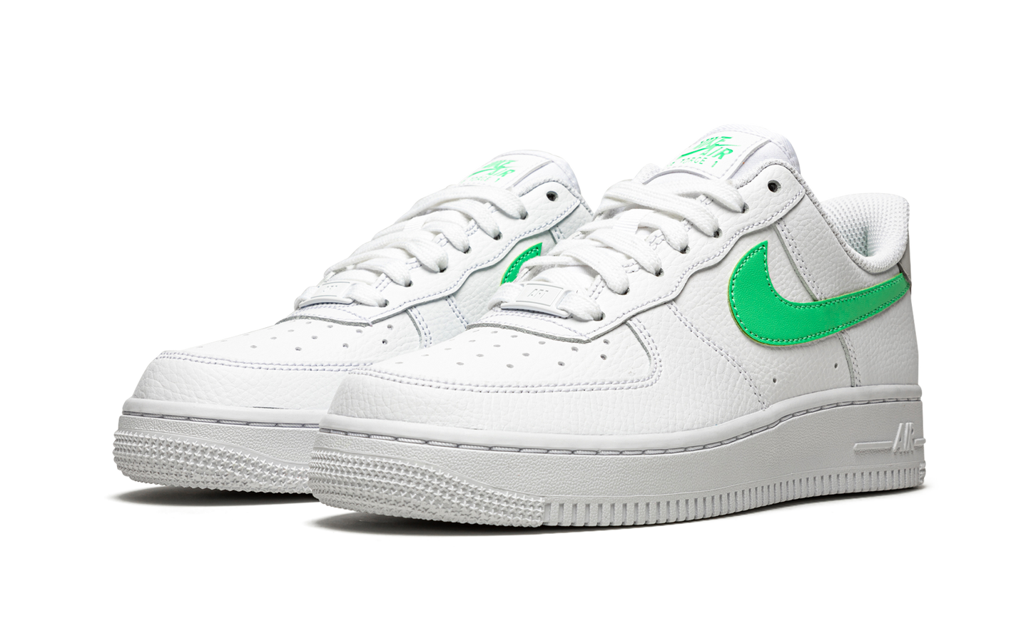 AIR FORCE 1 LO '07 MNS WMNS "White / Green Glow"
