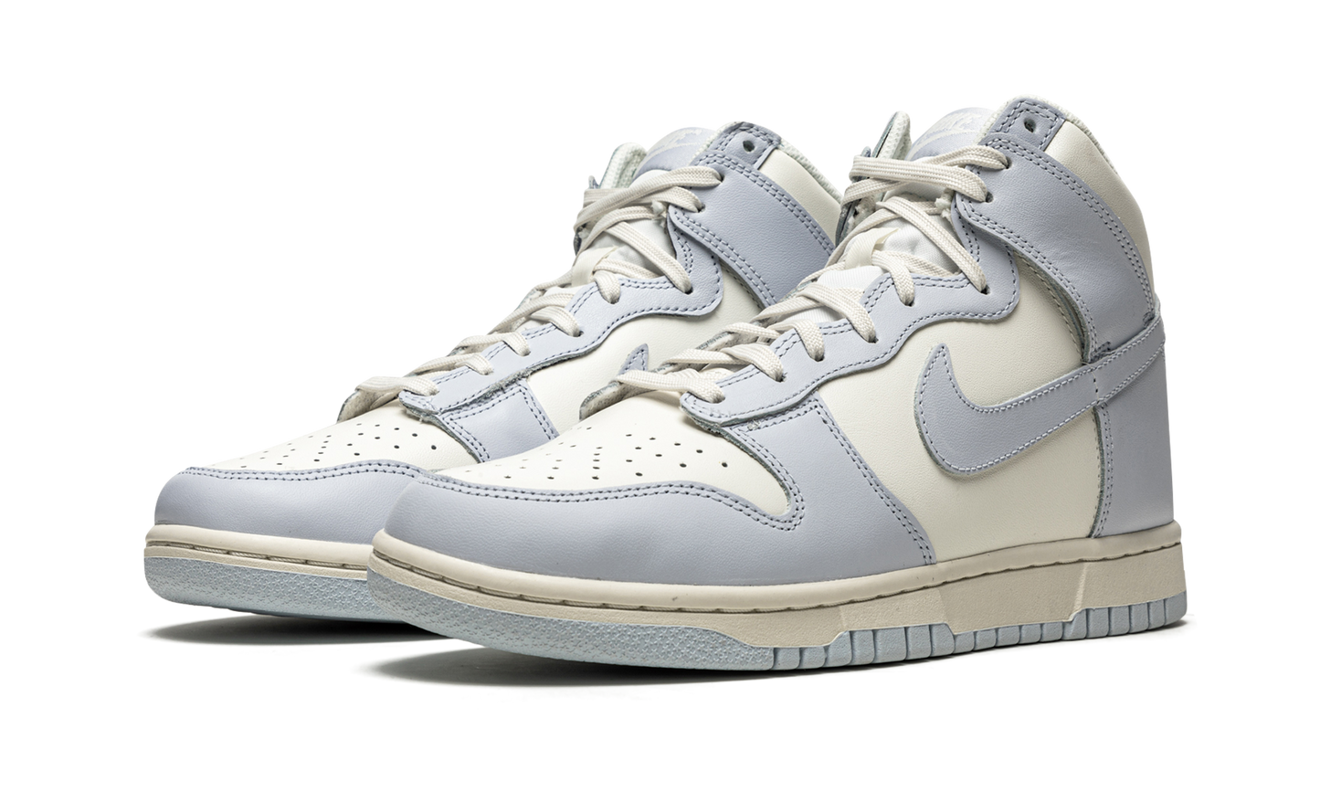 DUNK HIGH WMNS "Football Grey"