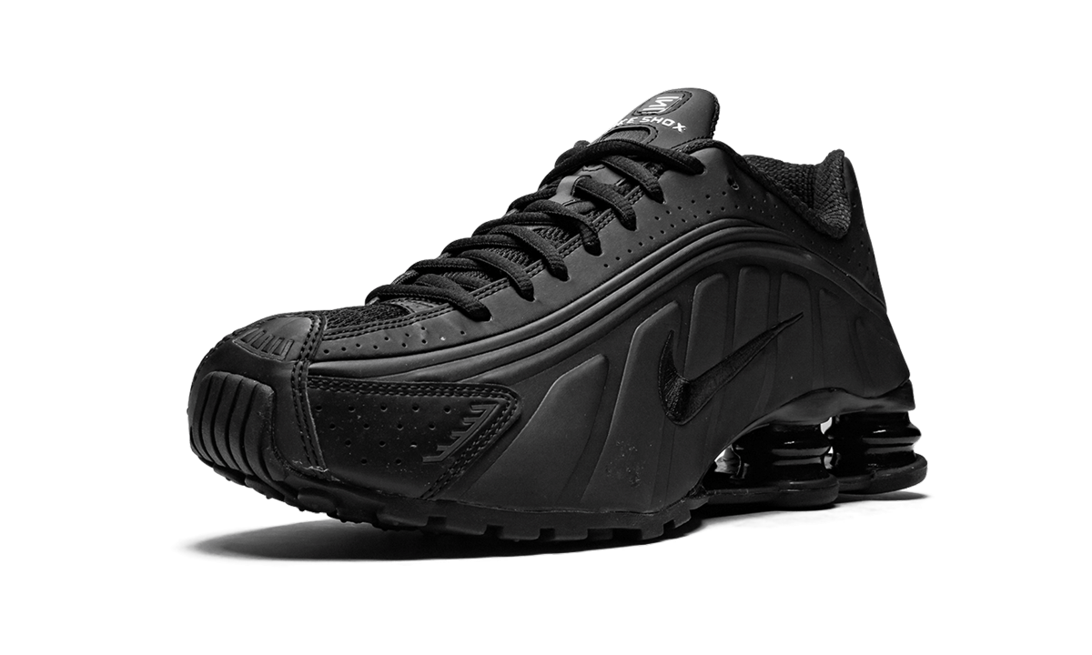 Shox R4 "Triple Black"