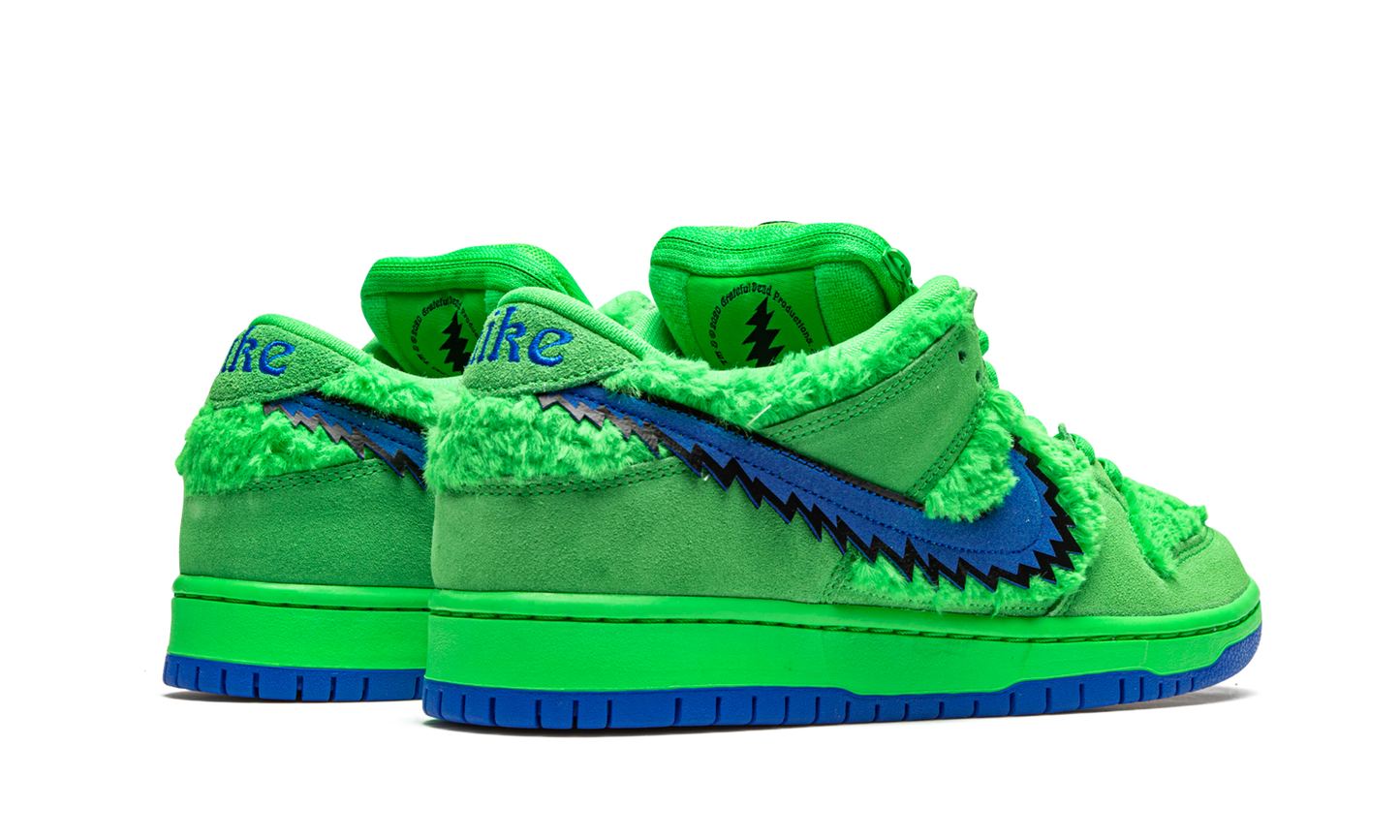 SB Dunk Low "Grateful Dead - Green Bear"
