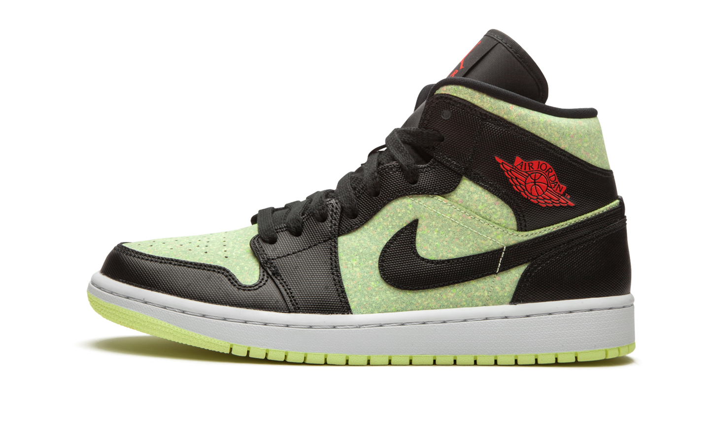 AIR JORDAN 1 MID SE WMNS "Barely Volt / Chile Red"
