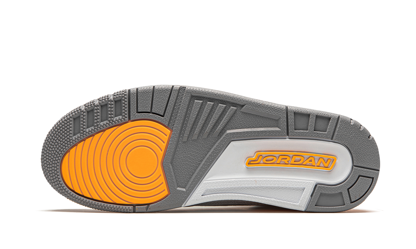 AIR JORDAN 3 RETRO WMNS "Laser Orange"