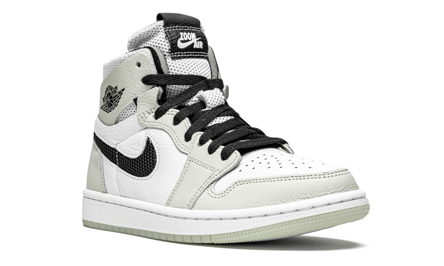 AIR JORDAN 1 ZOOM CMFT WMNS "Light Bone"