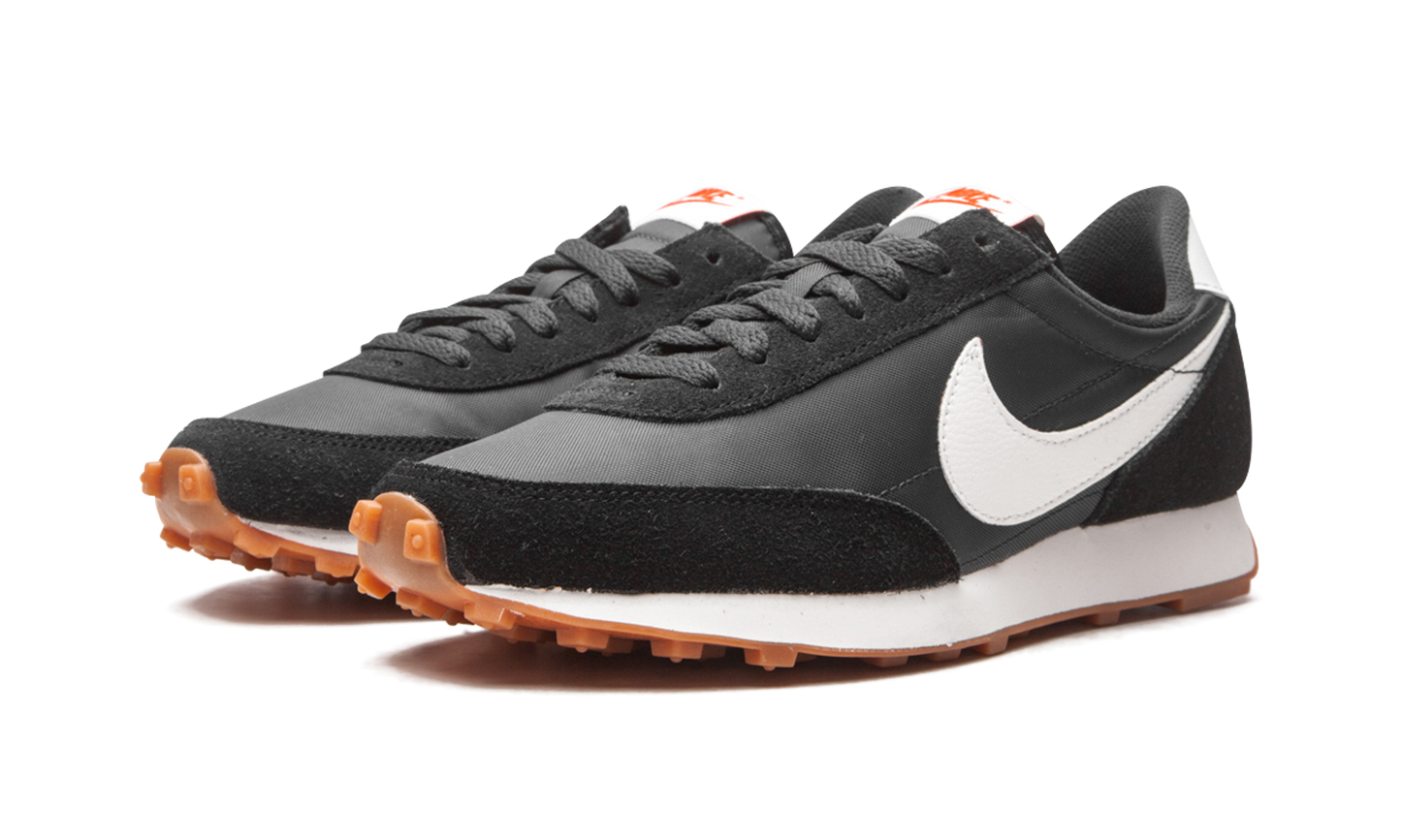 DAYBREAK WMNS "Black / White"