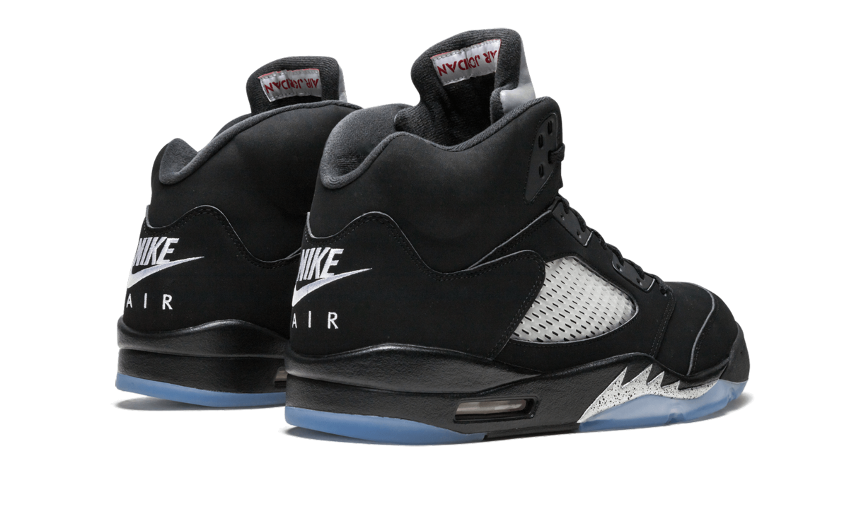 Air Jordan 5 Retro OG "Black / Metallic"
