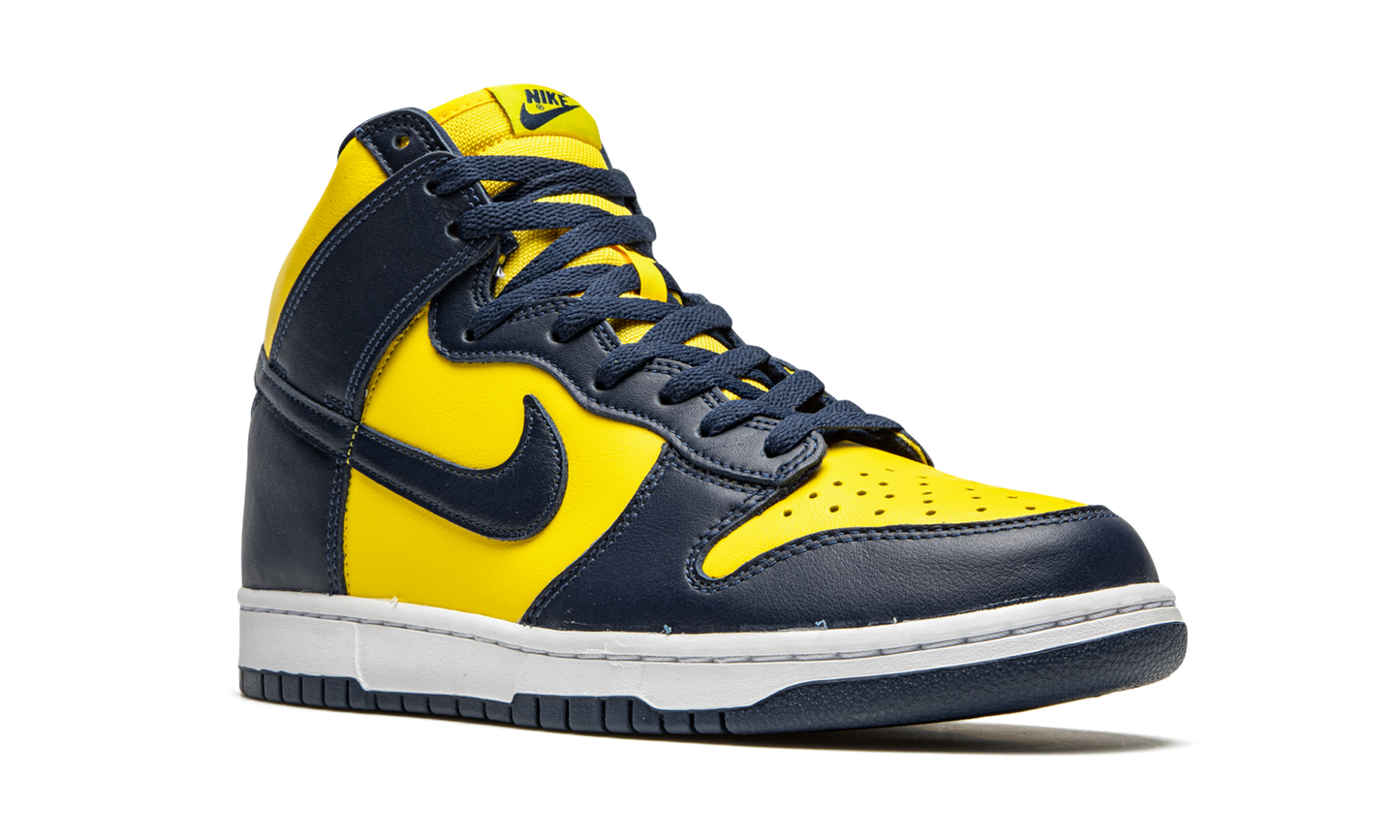 Dunk High SP "Michigan"