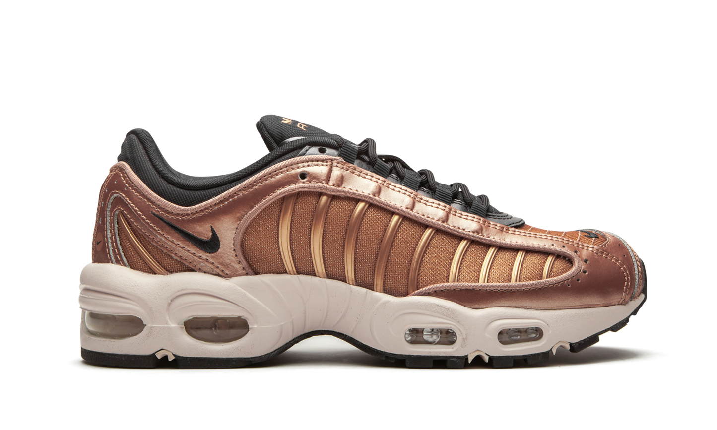 AIR MAX TAILIND 4 WMNS "Metallic Red Bronze"
