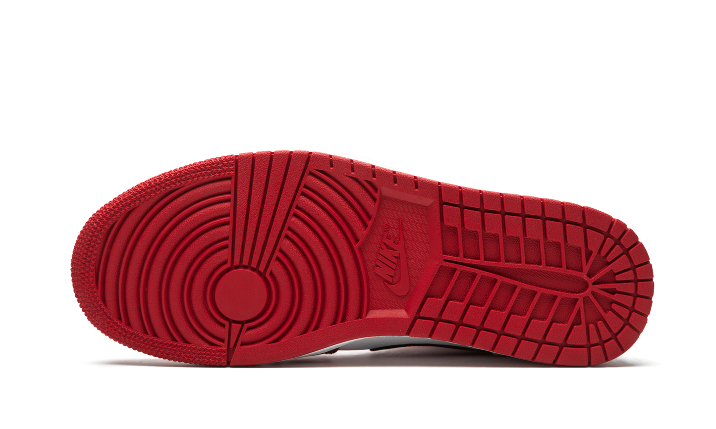 Air Jordan 1 Mid "Chicago 2020"