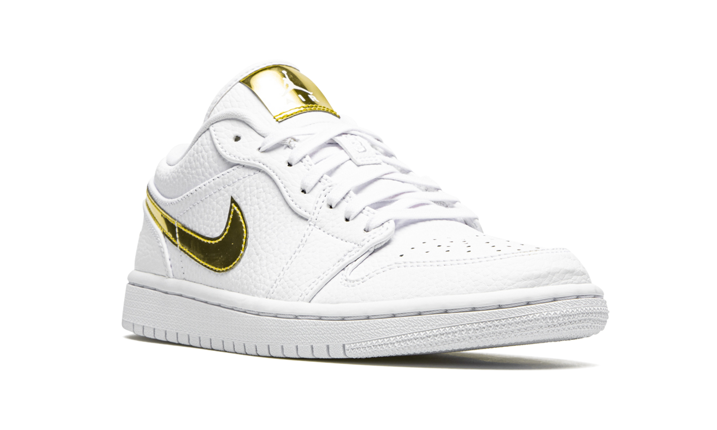 AIR JORDAN 1 LO SE WMNS "White Metallic Gold"