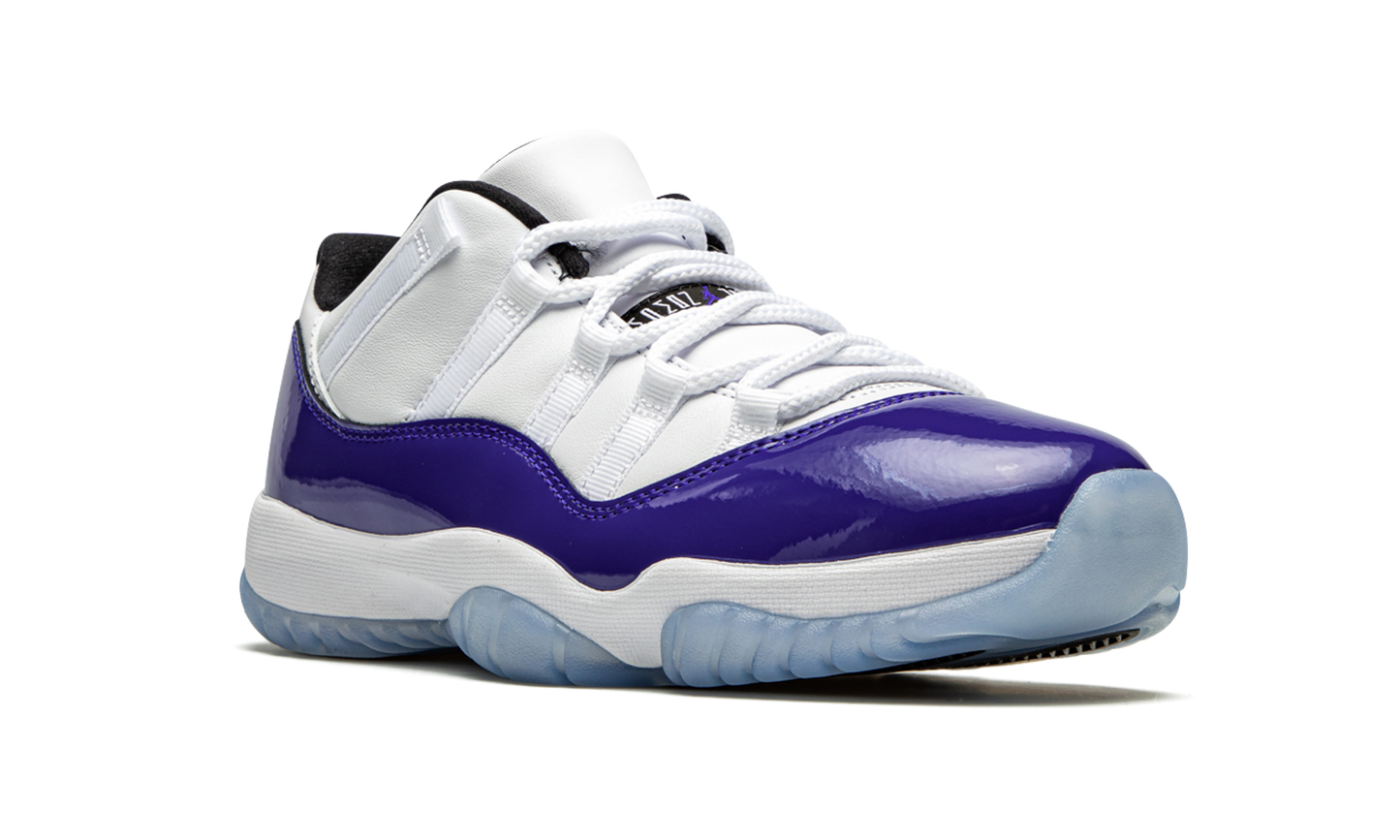 AIR JORDAN 11 LOW WMNS "Concord Sketch"