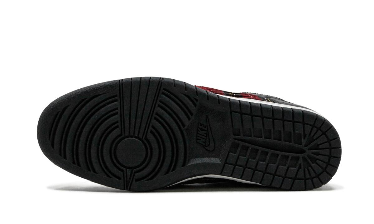 DUNK SKY HI CITY F QS MNS WMNS "Red and Black"