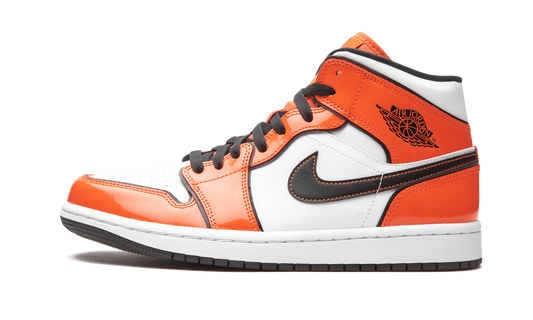 Air Jordan 1 Mid SE "Turf Orange"
