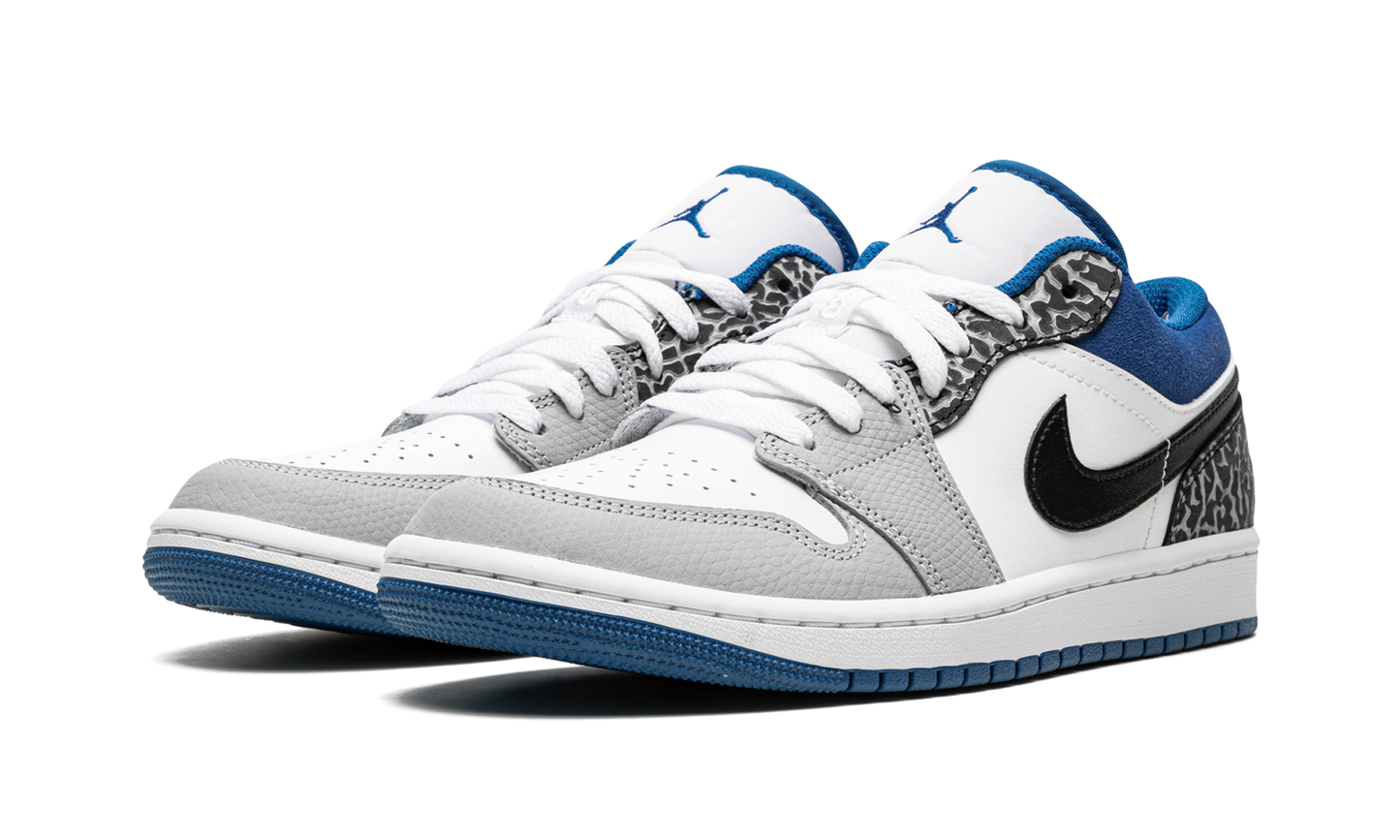 Jordan 1 Low SE "True Blue"