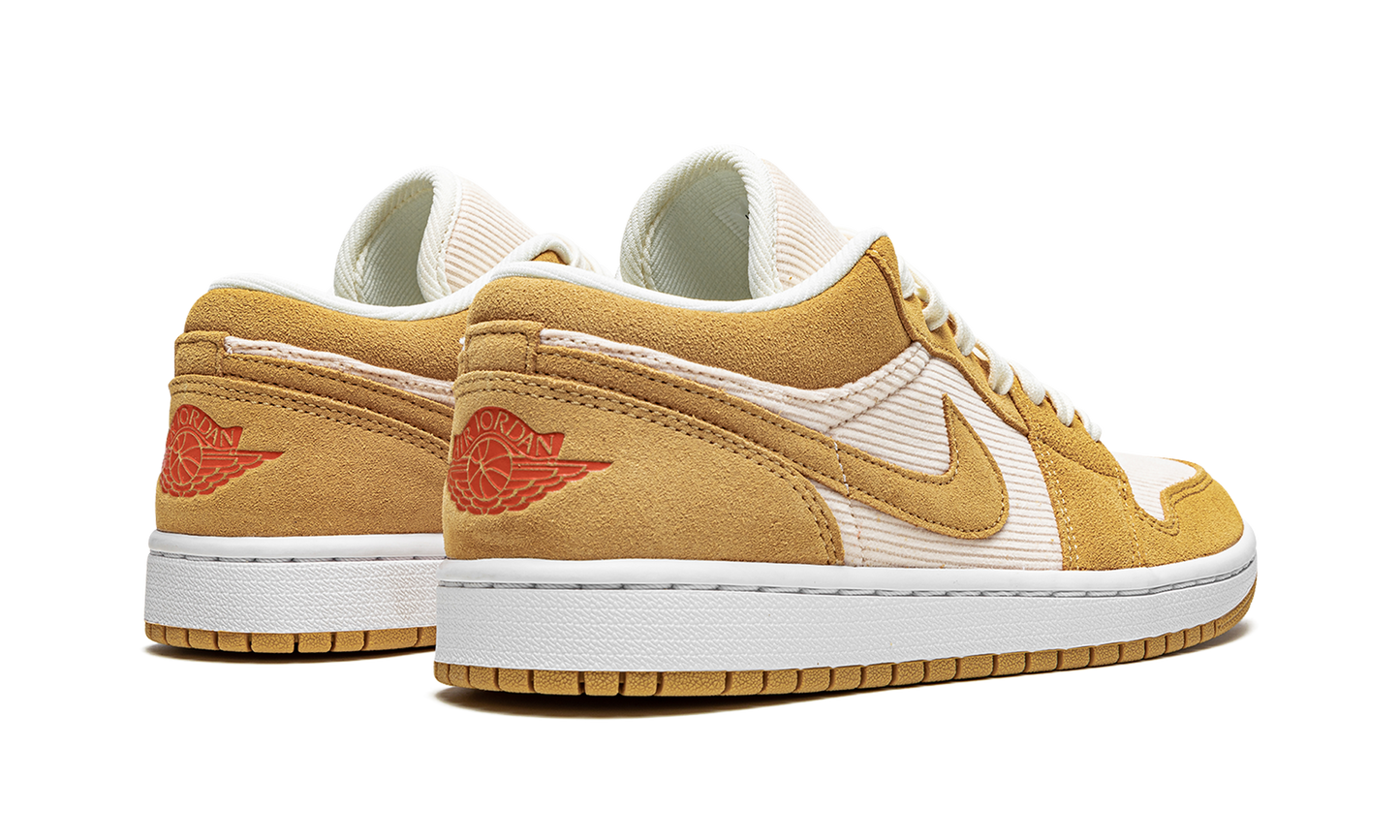 AIR JORDAN 1 LO SE WMNS "Corduroy & Suede"