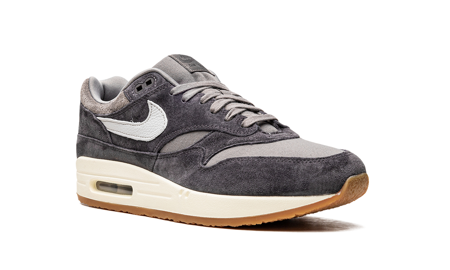 Air Max 1 PRM Crepe "Soft Grey"