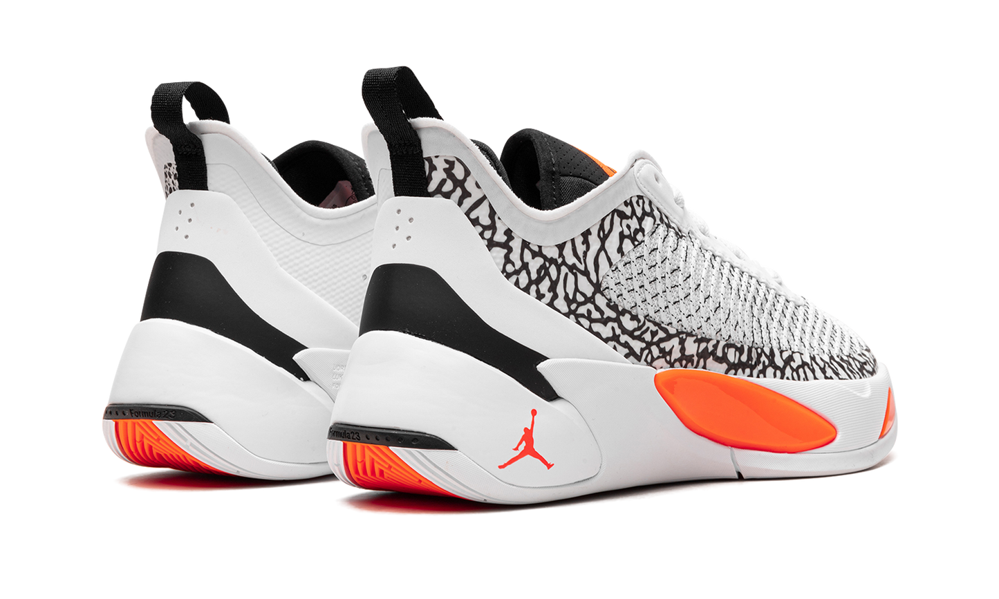 Jordan Luka 1 "The Pitch"