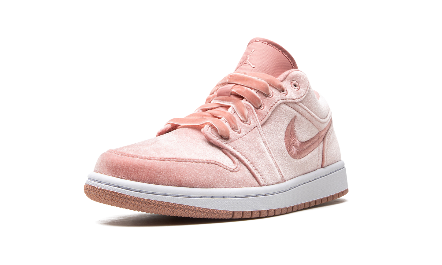 AIR JORDAN 1 LO SE WMNS "Pink Velvet"