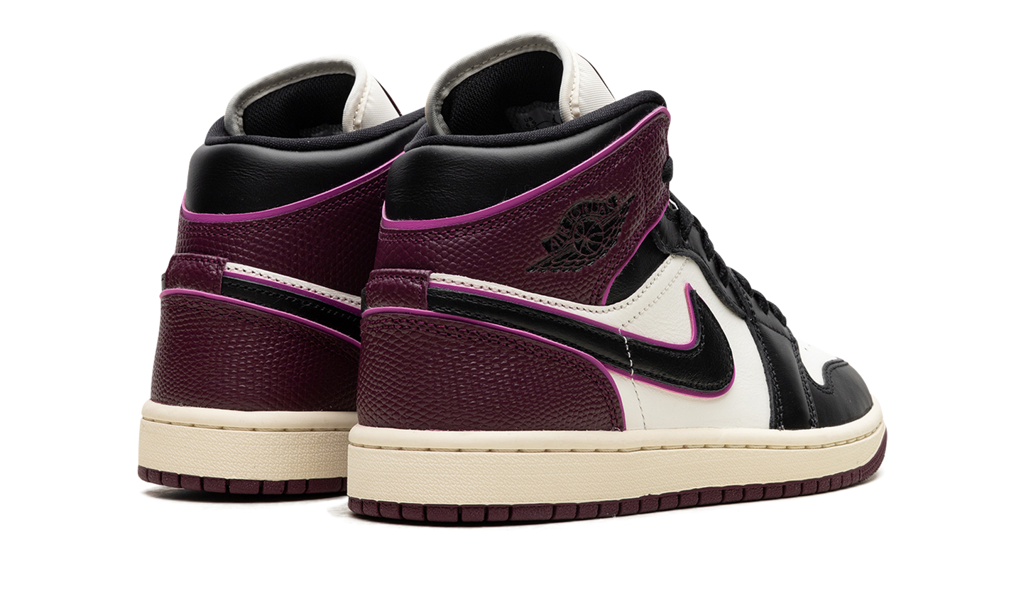 Air Jordan 1 "Bordeaux"