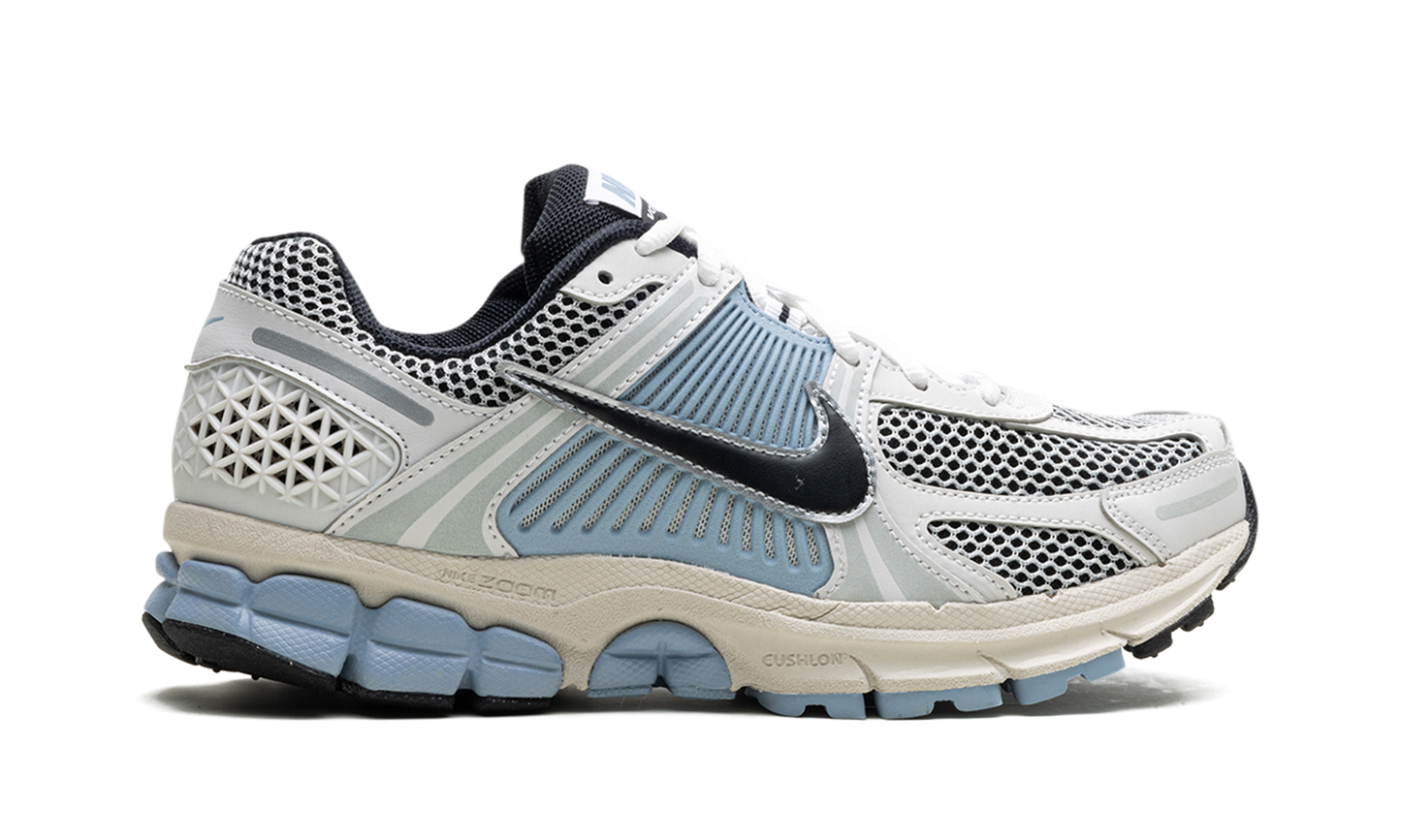 Air Zoom Vomero 5 WMNS "LIGHT ARMORY BLUE"