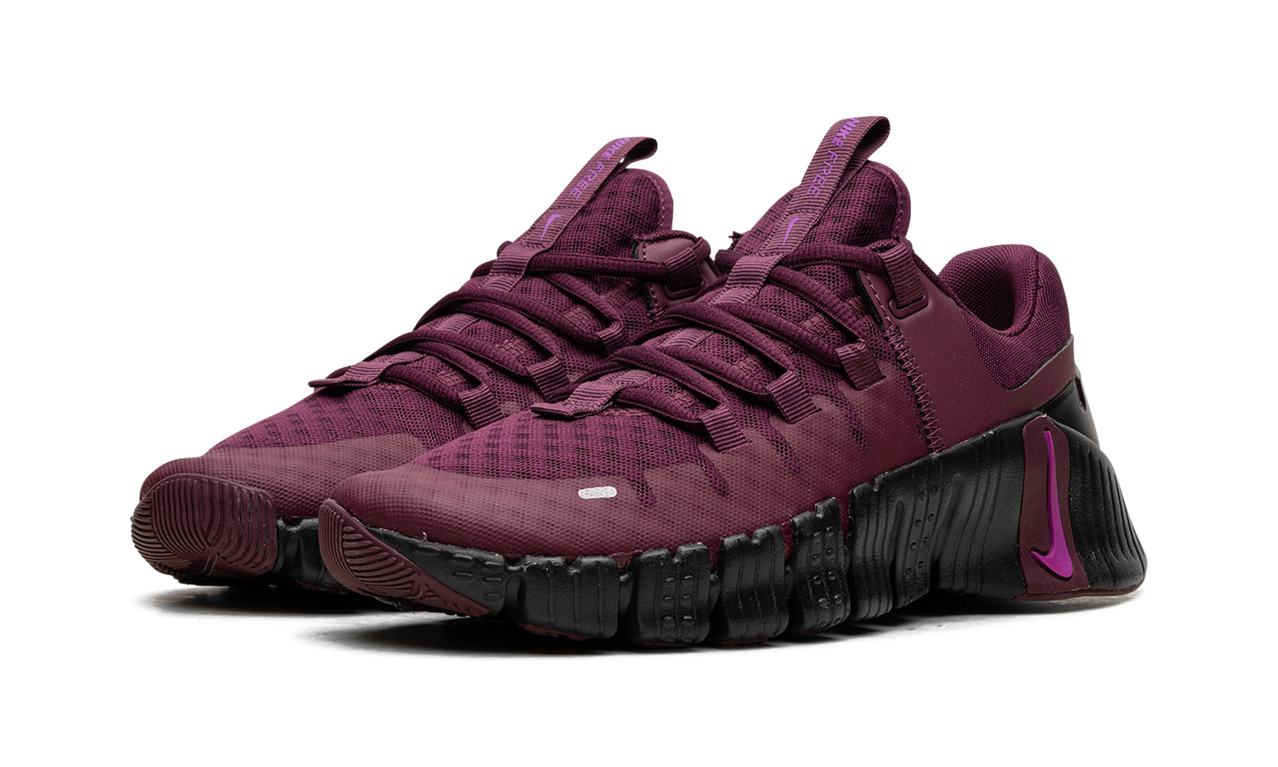 Free Metcon 5 Wmns "Vivid Purple"