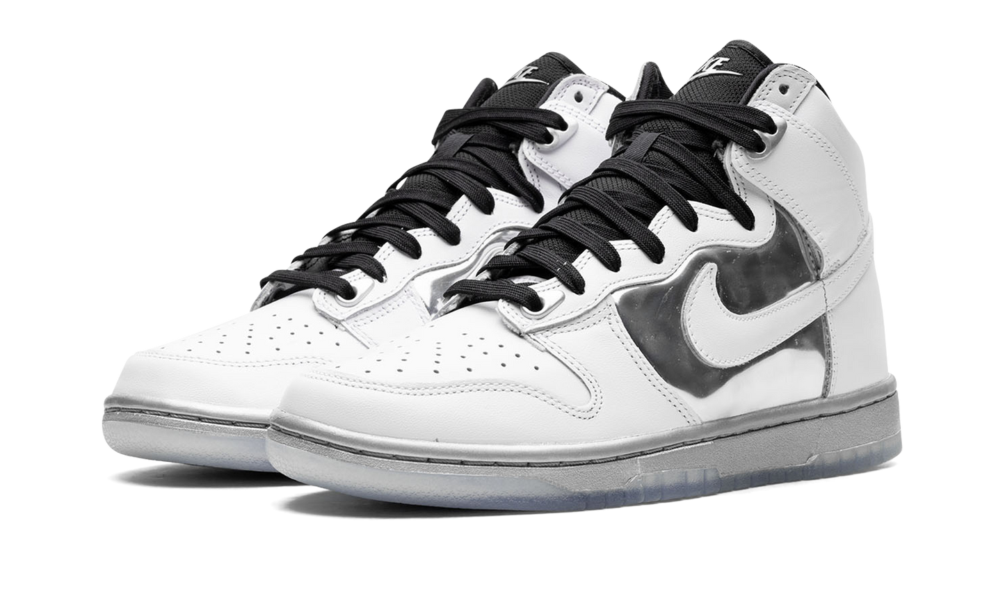 Dunk High SE WMNS "Chrome"