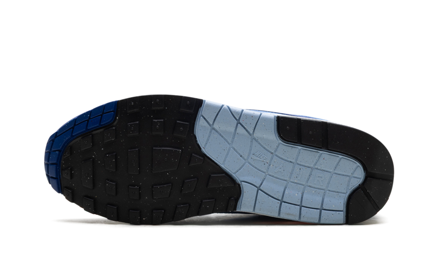 Air Max 1 Essential "Psychic Blue"