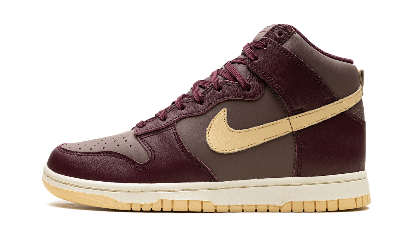 DUNK HIGH WMNS "Plum Eclipse"
