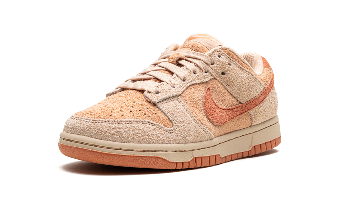 Dunk Low WMNS "Burnt Sunrise"