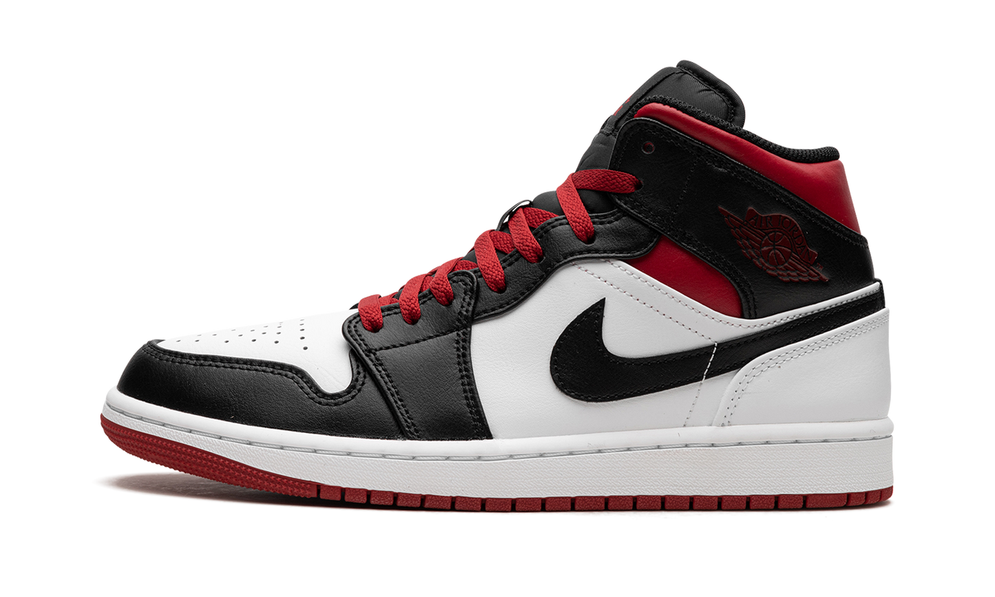 Air Jordan 1 Mid "Gym Red Black Toe"
