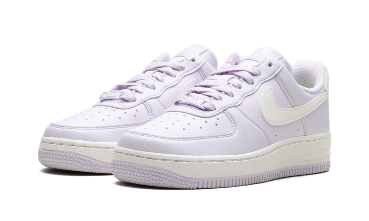 AIR FORCE 1 '07 NEXT NATURE WMNS "Barely Grape"