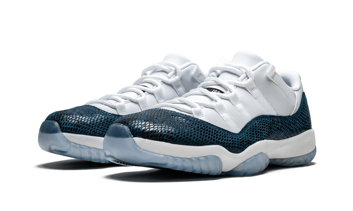 Air Jordan 11 Retro Low LE "Blue Snakeskin"