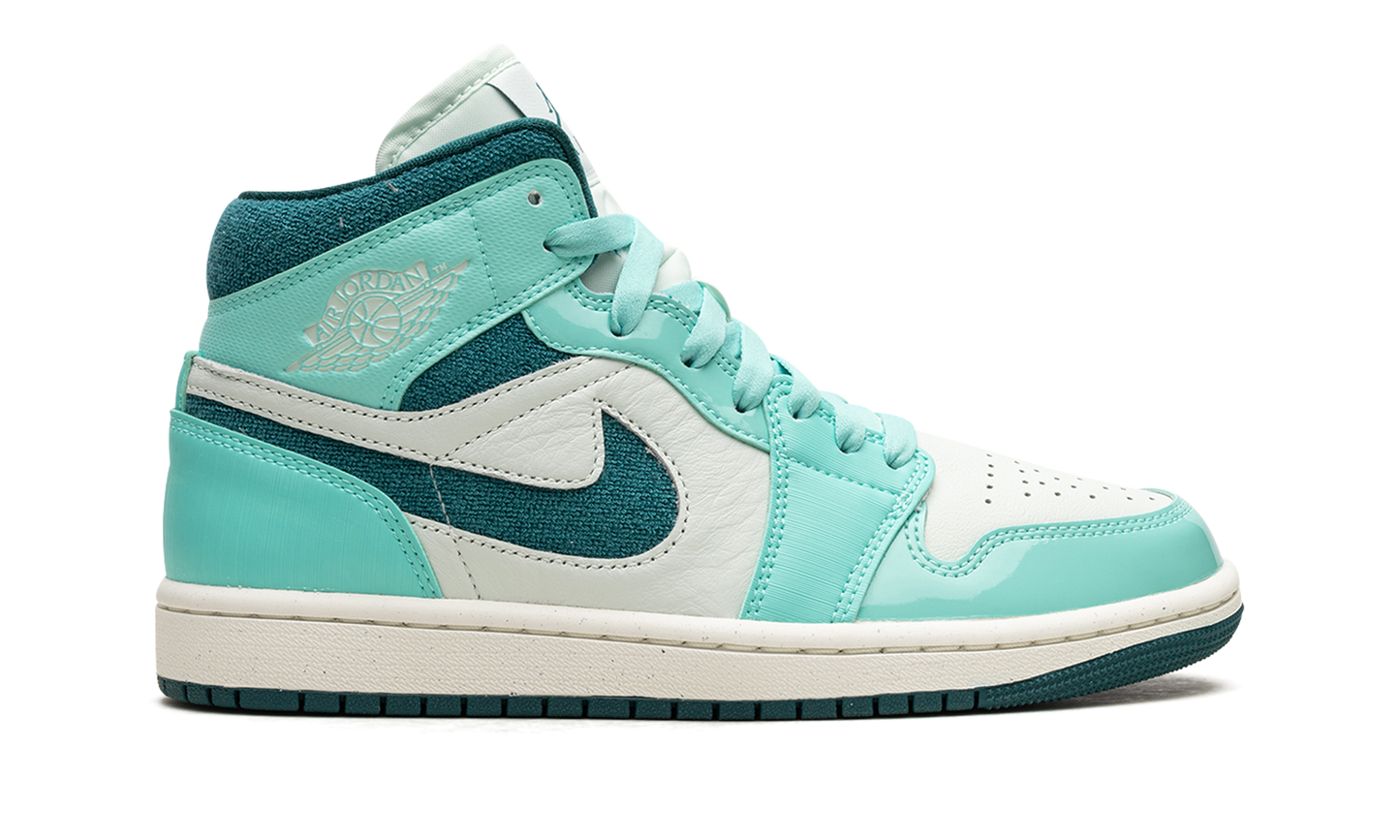 AIR JORDAN 1 MID SE WMNS "Bleached Turquoise"