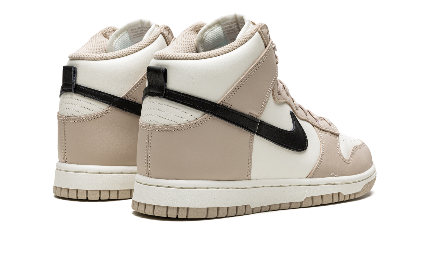 DUNK HIGH WMNS "Fossil Stone"