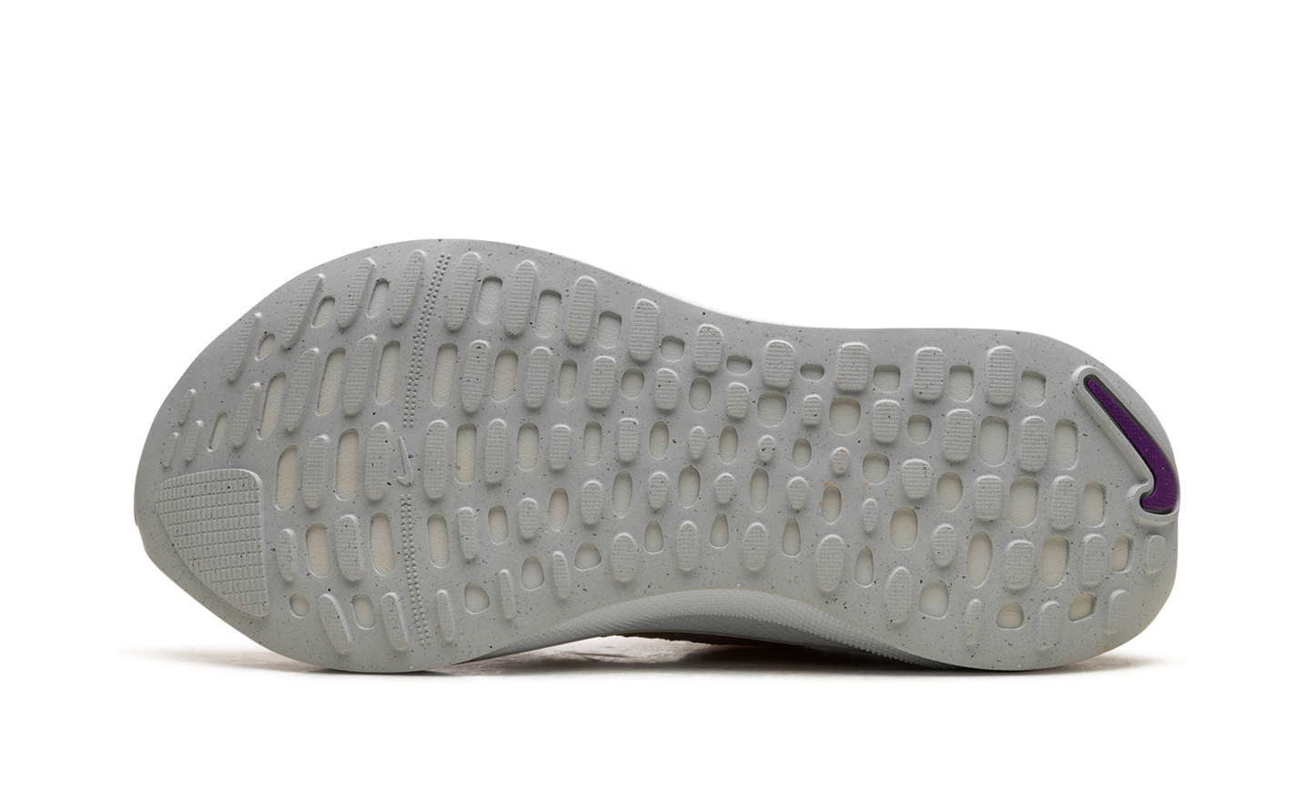 REACTX INFINITY RUN 4 WMNS "Guava Ice Vivid Purple"