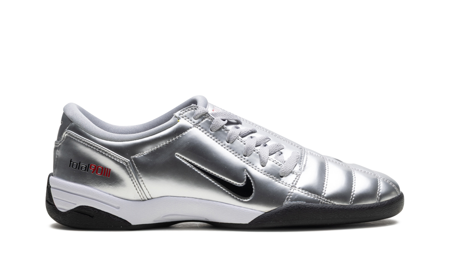 Total 90 III "Metallic Silver"