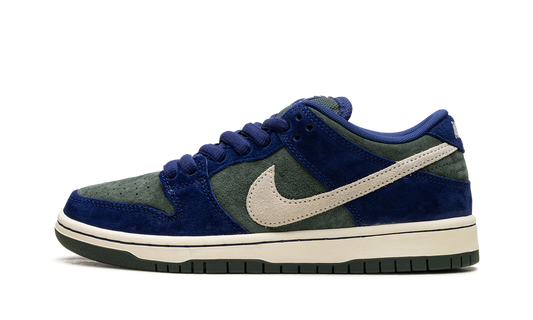 SB Dunk "Deep Royal Blue"