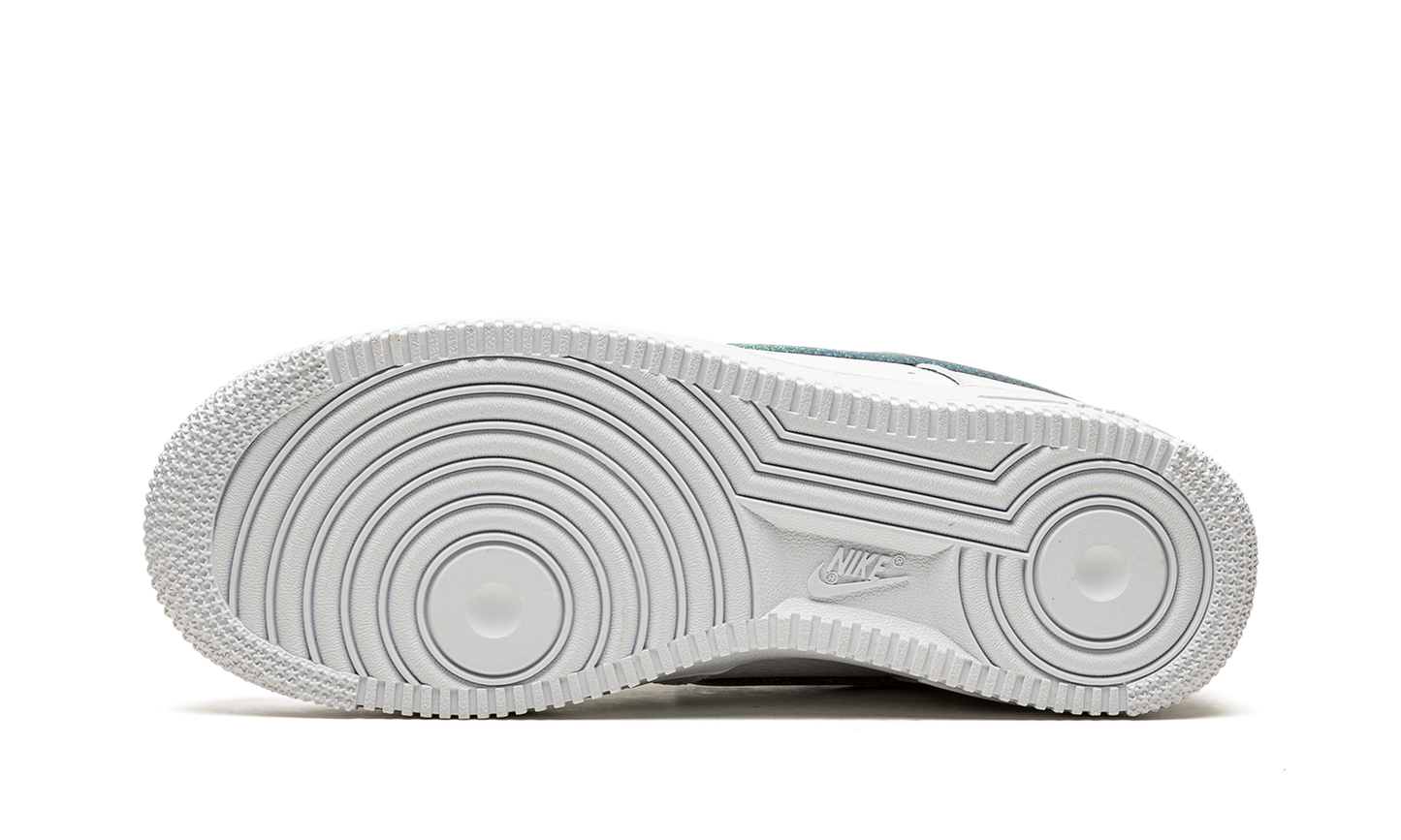 AIR FORCE 1 '07 ESS WMNS "Glitter Swoosh - Celery"