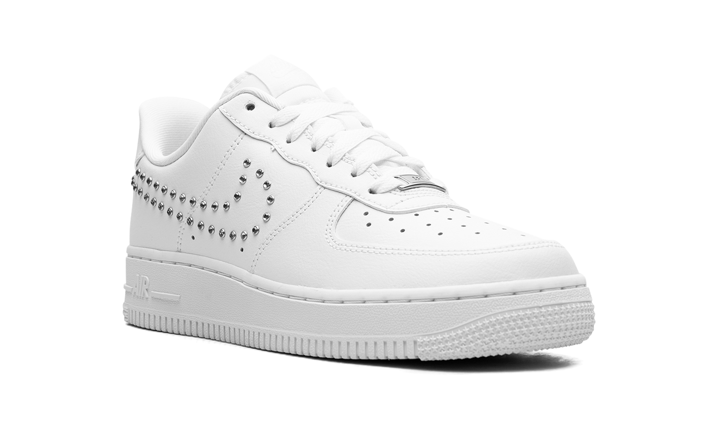 AIR FORCE 1 LO WMNS "White / Metallic Silver"
