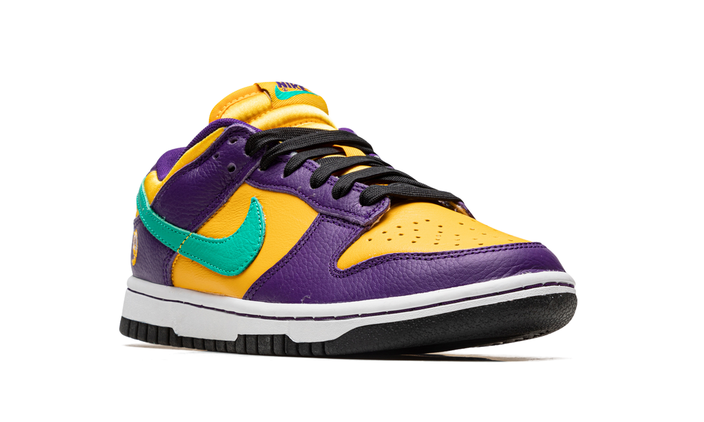 DUNK LOW WMNS "Lisa Leslie"