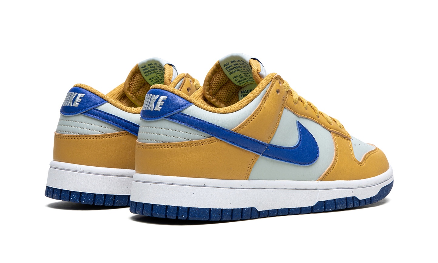 DUNK LO NEXT NATURE WMNS "Wheat Gold Royal"