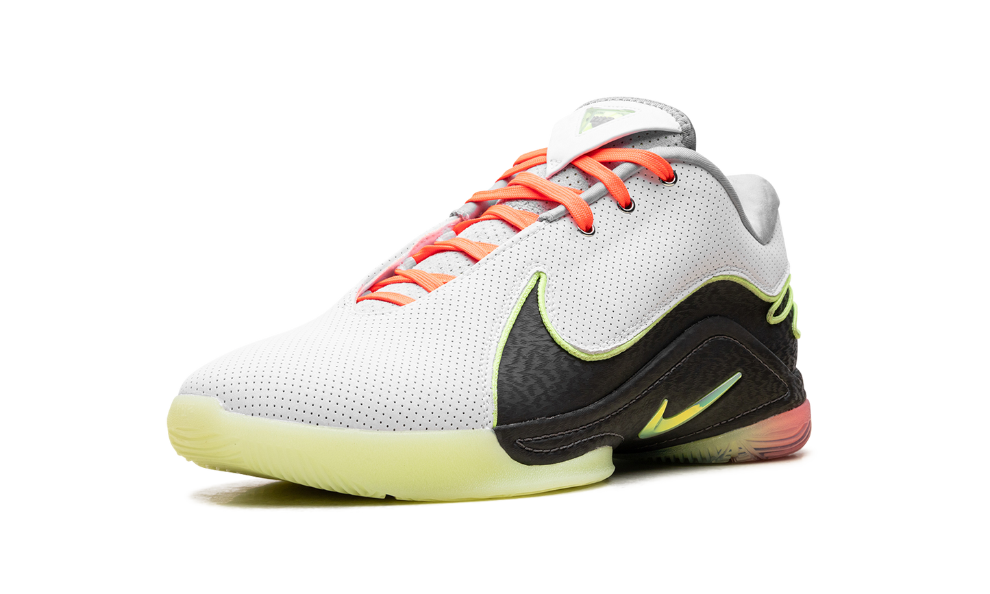 LeBron 22 "Crown Jewel"