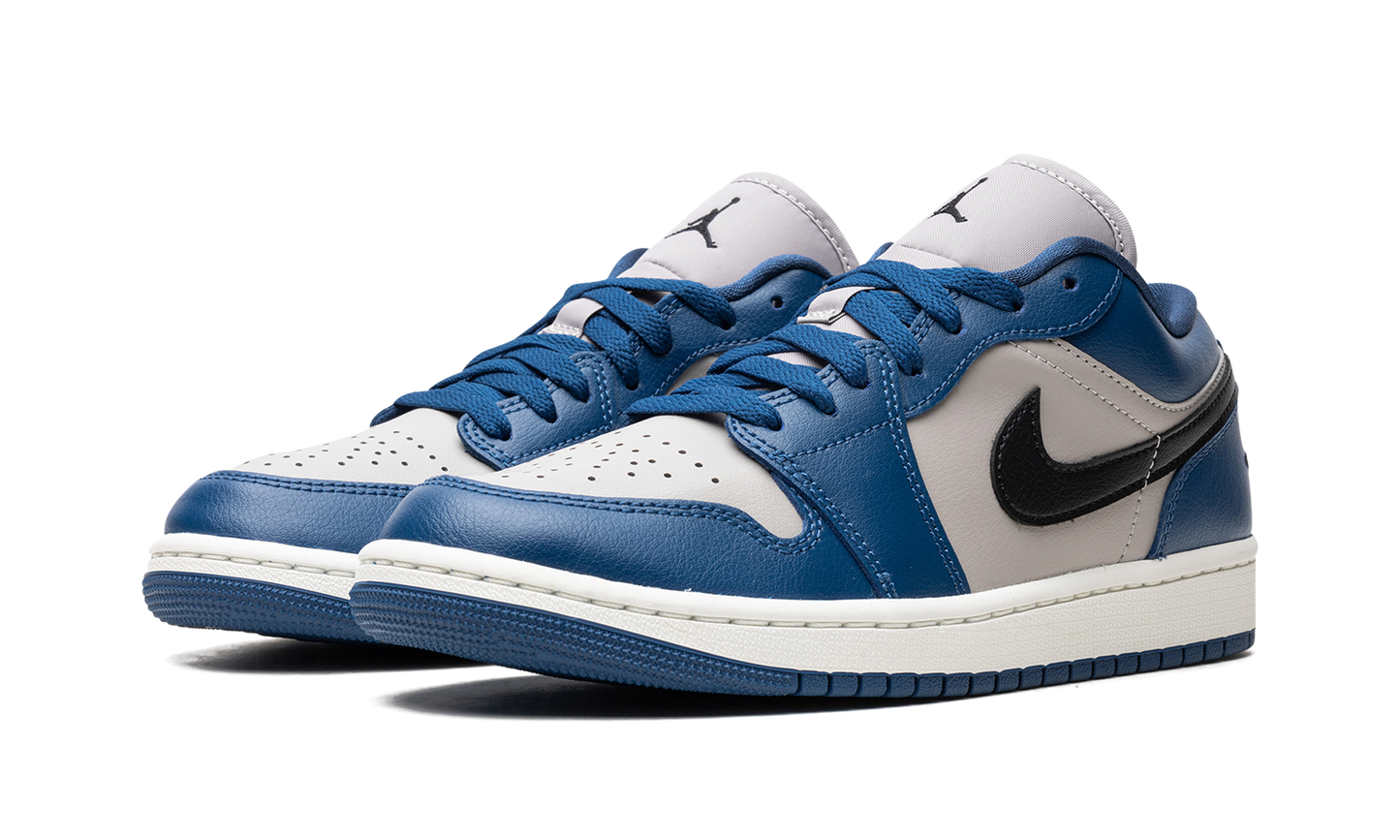 Air Jordan 1 Low WMNS "French Blue"