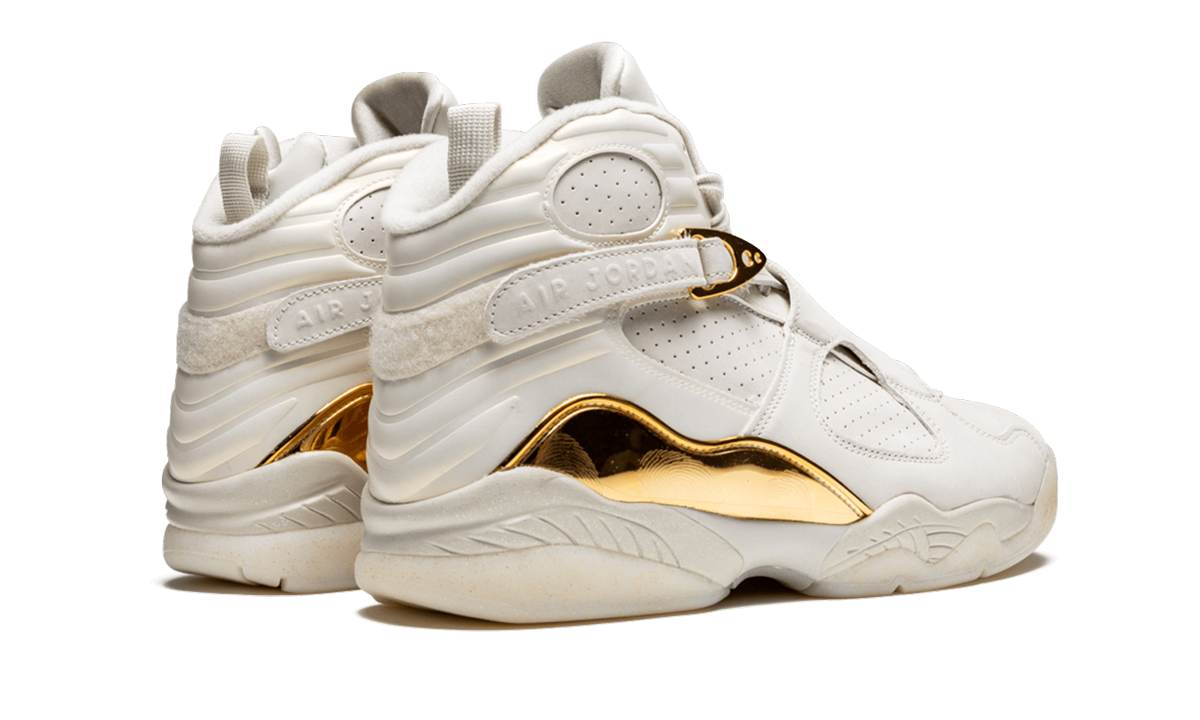 Air Jordan 8 Retro C&C "Trophy"